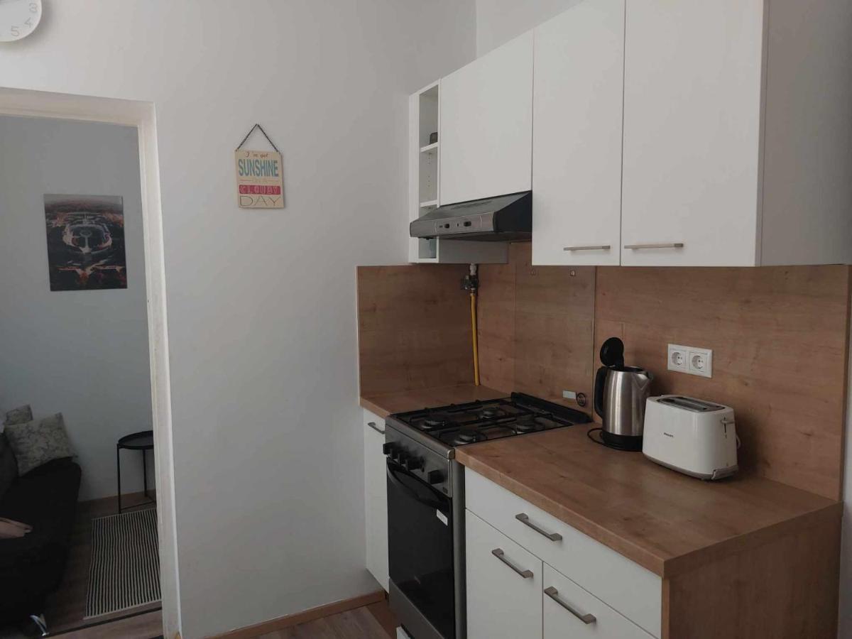 Varfal-Lak Apartman Sopron Exterior photo